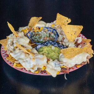 NACHOS CON POLLO