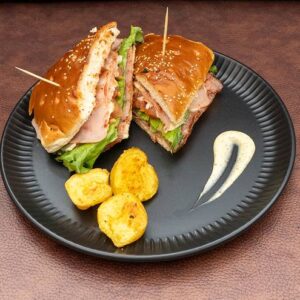 SANDWICH JAMÓN Y  QUESO