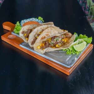 TACO O BURRITO DE CERDO